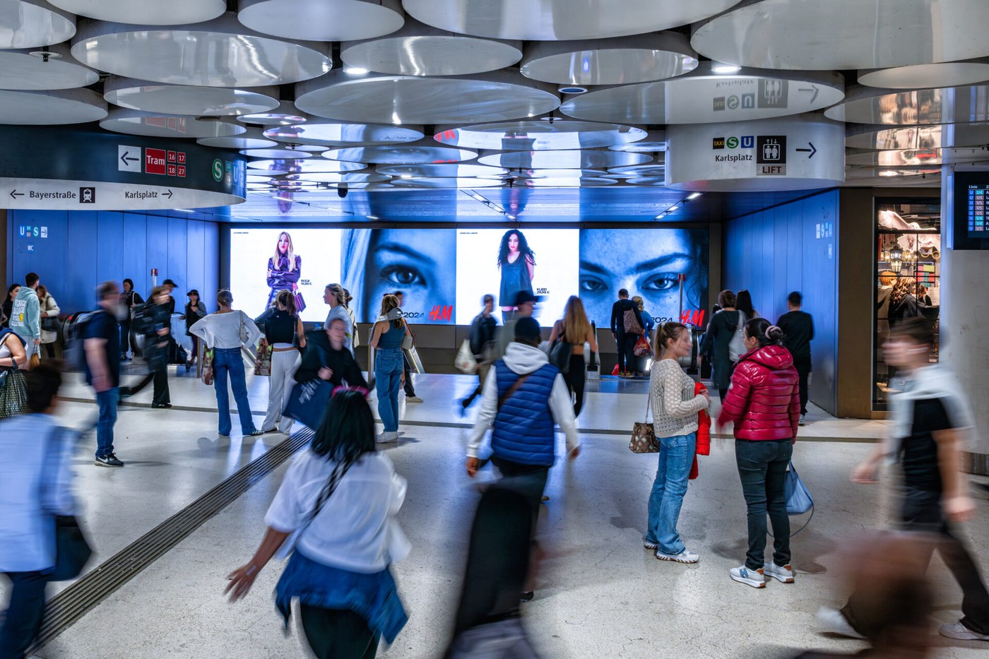 DOOH Giant Stachus, München